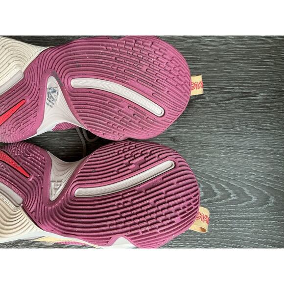Nike Giannis Immortality 3 Beige Pink Basketball Shoes Performance Wear Size 8.5 - Picture 3 of 12